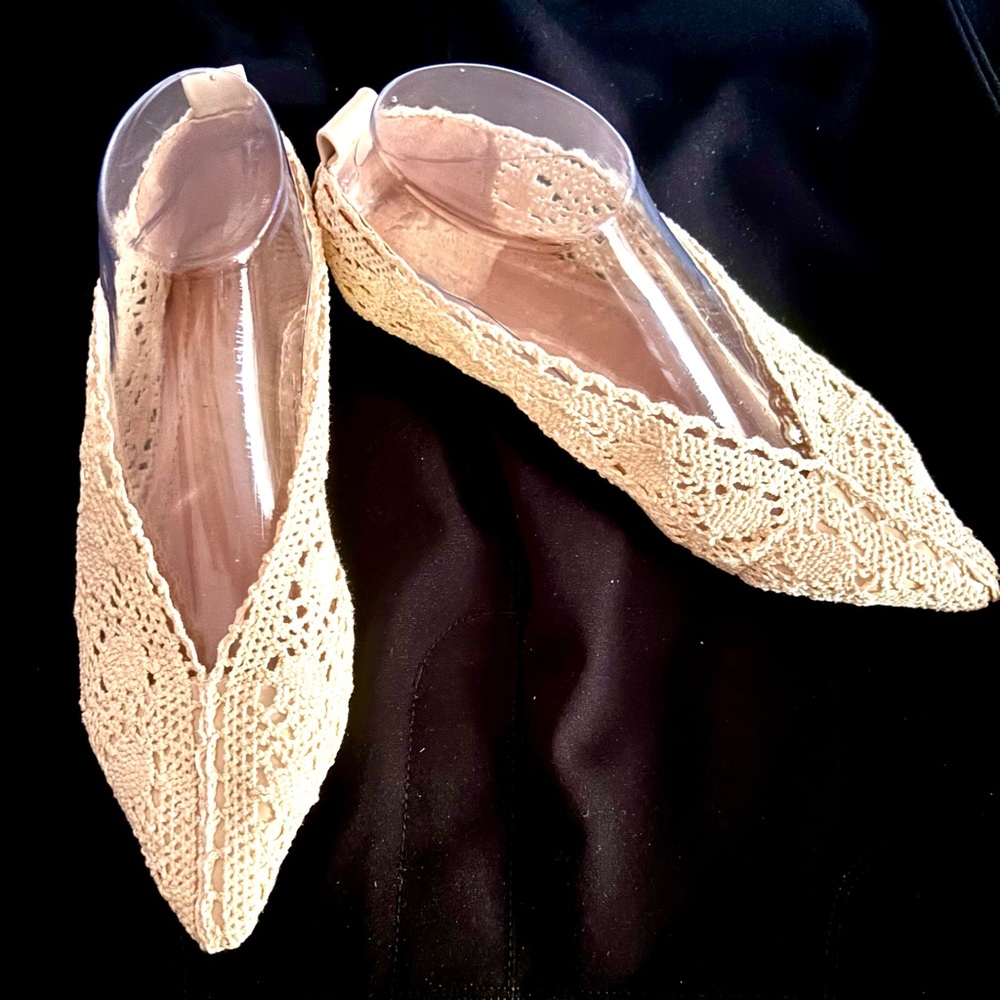 New Lace Crochet Pointed Flats